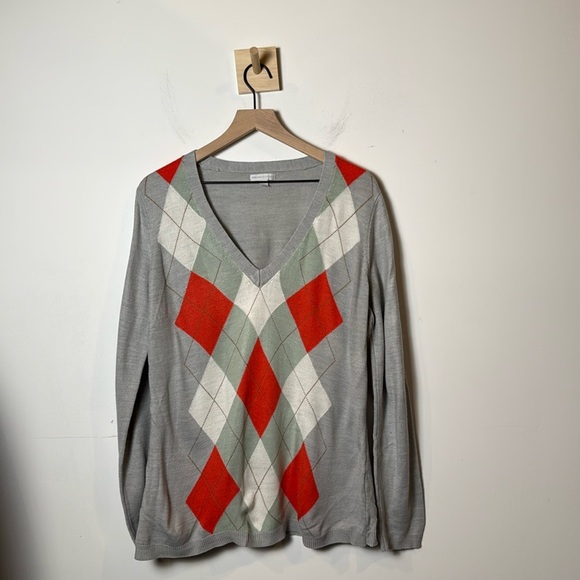 New York Company NYC Womens Gray/Orange Argyle Sweater V-neck Pullover size XL - Picture 1 of 8